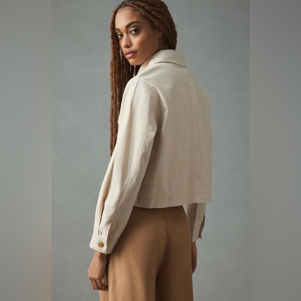 Anthropology Dolan jacket NWOT vs EUC. Size
S, linen blend, in an oatmeal color - Picture 3 of 9